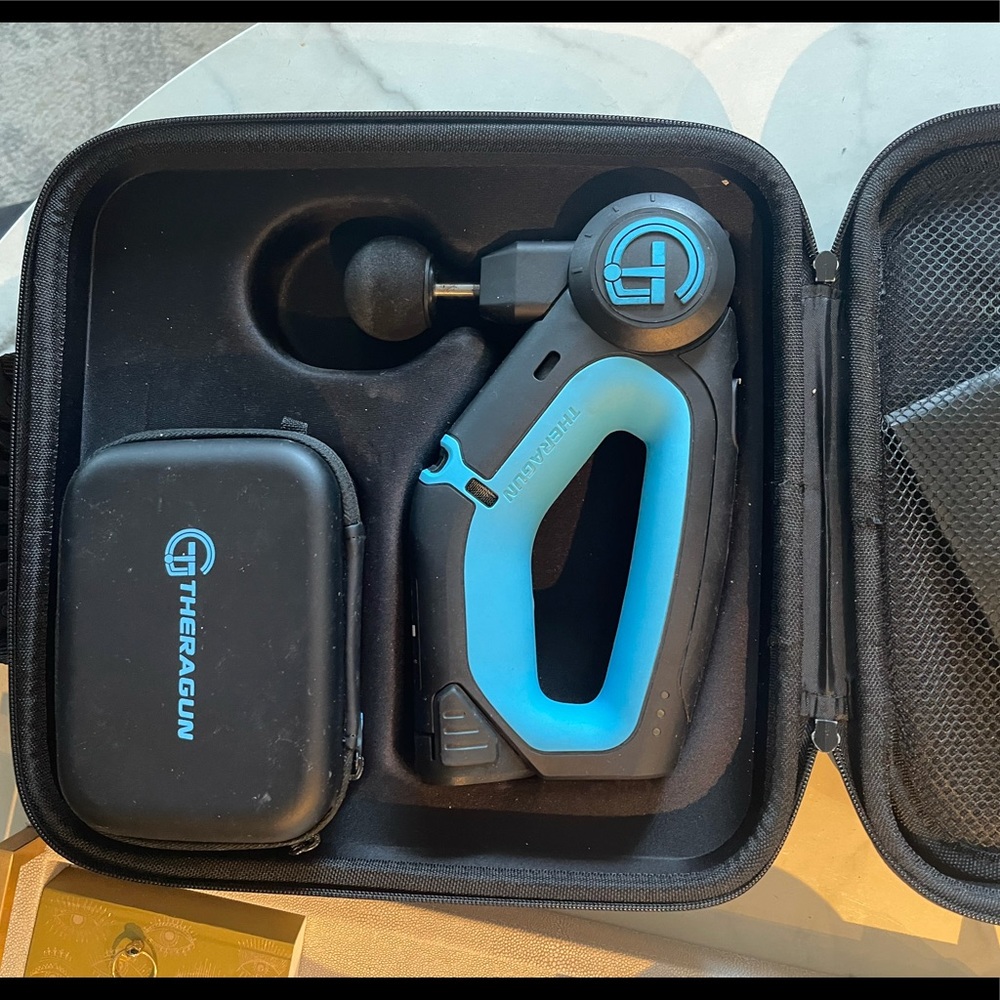 Theragun G2pro massage gun good condition